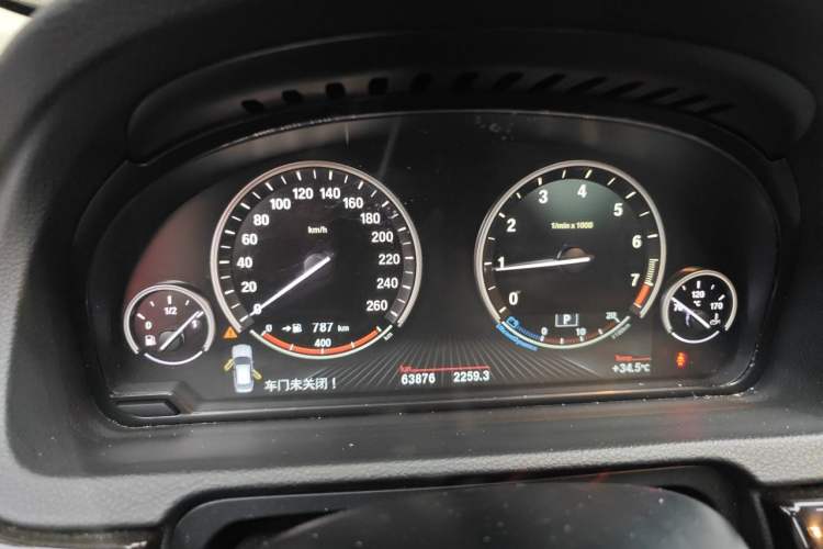 Used BMW 5 Series GT 2015 528i Leading Model Instrument Cluster
