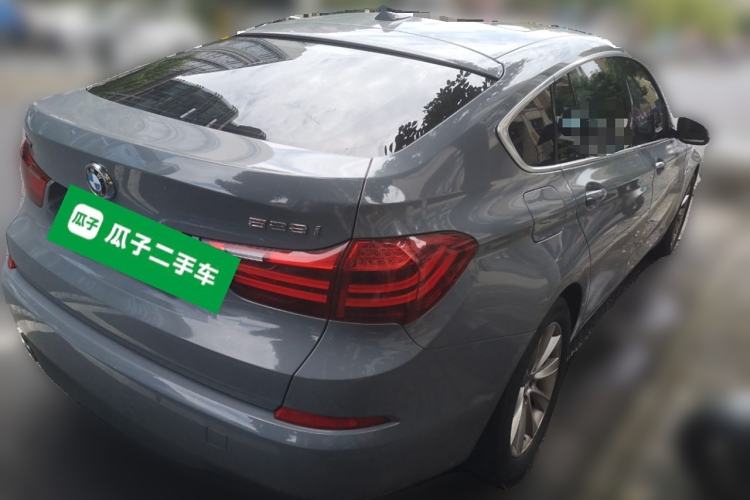 Used BMW 5 Series GT 2015 528i Leading Model Rear Right 45 Deg