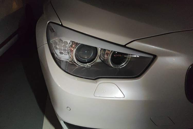 Used BMW 5 Series GT 2015 528i Leading Model Right Front Headlight