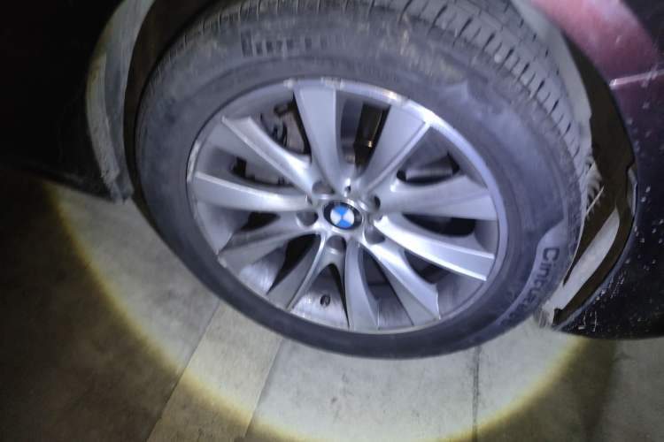 Used BMW 5 Series GT 2015 528i Leading Model Right Front Wheel Hub