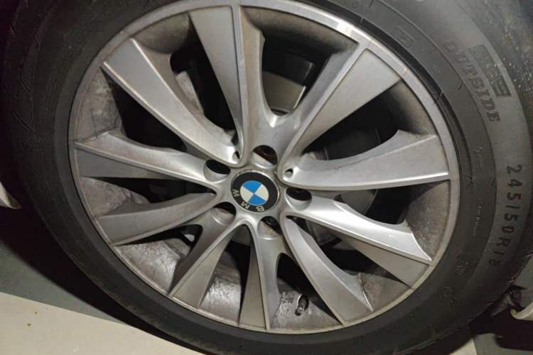 Used BMW 5 Series GT 2015 528i Leading Model Right Front Wheel Hub