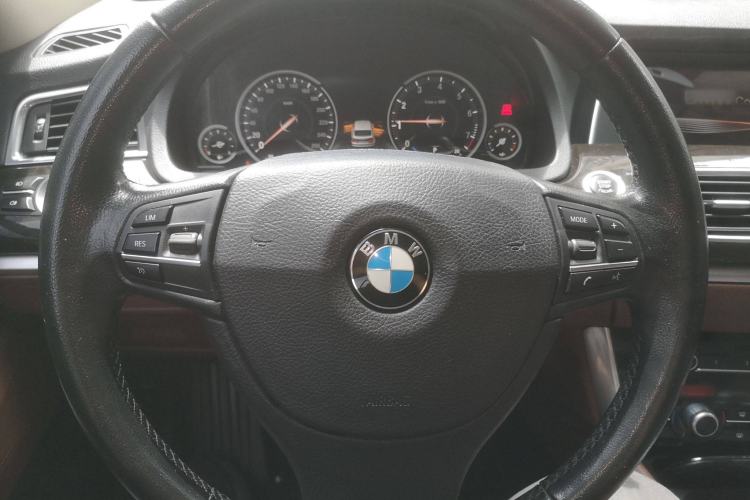 Used BMW 5 Series GT 2015 528i Leading Model Steering Wheel