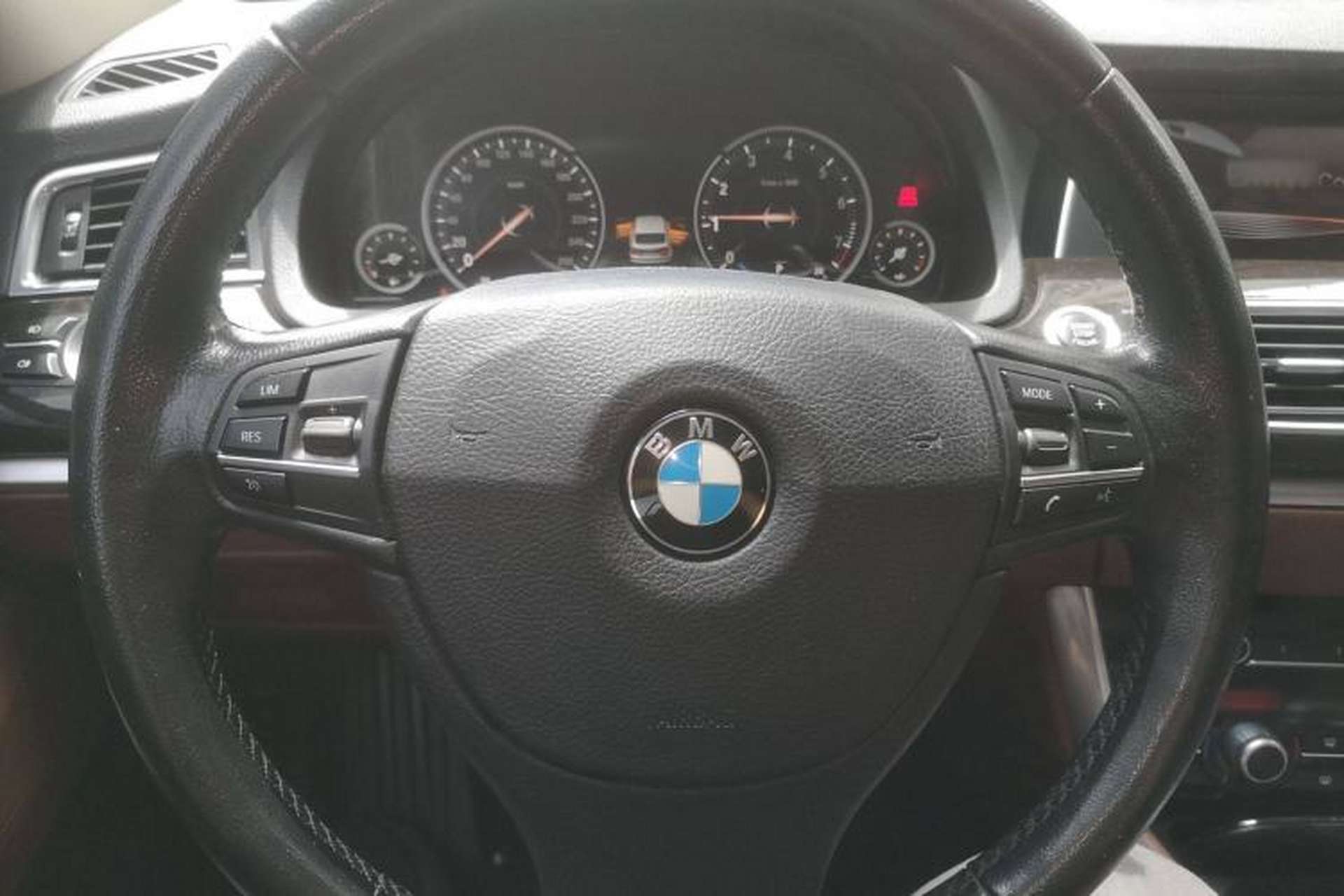 Used BMW 5 Series GT 2015 528i Leading Model Steering Wheel
