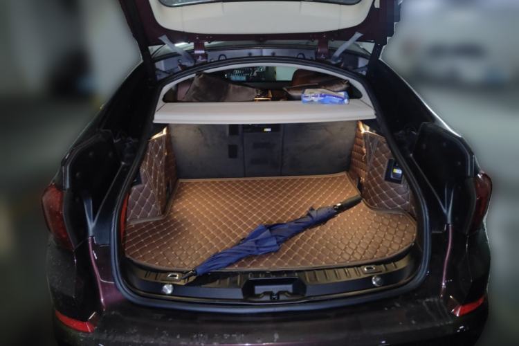 Used BMW 5 Series GT 2015 528i Leading Model Trunk