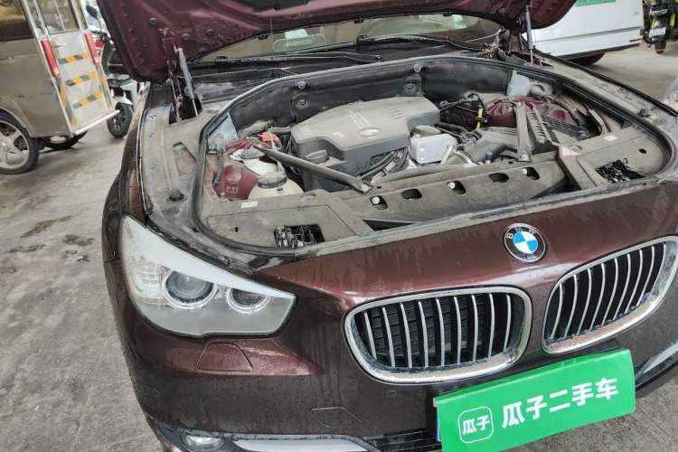 Used BMW 5 Series GT 2015 528i Leading Model Engine Bay Right