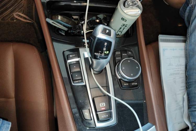 Used BMW 5 Series GT 2015 528i Leading Model Gear Lever