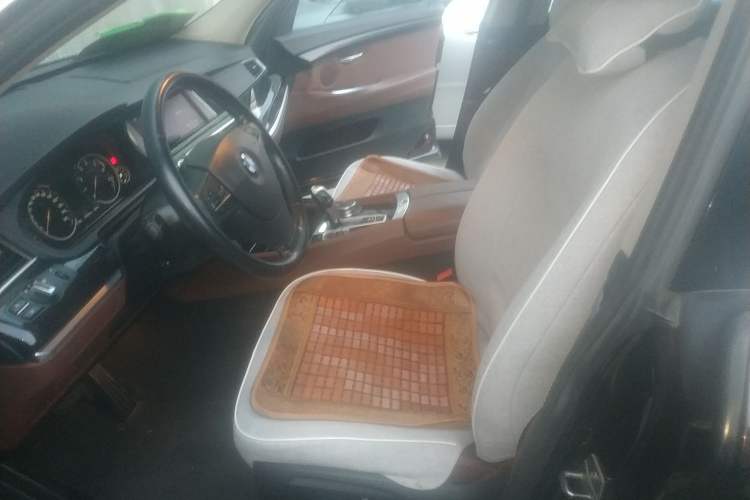 Used BMW 5 Series GT 2015 528i Leading Model Left Front Seat