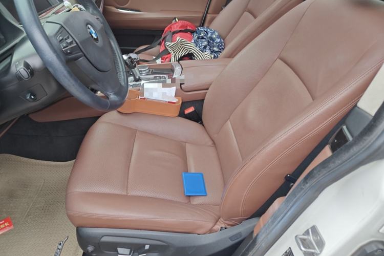 Used BMW 5 Series GT 2015 528i Leading Model Left Front Seat
