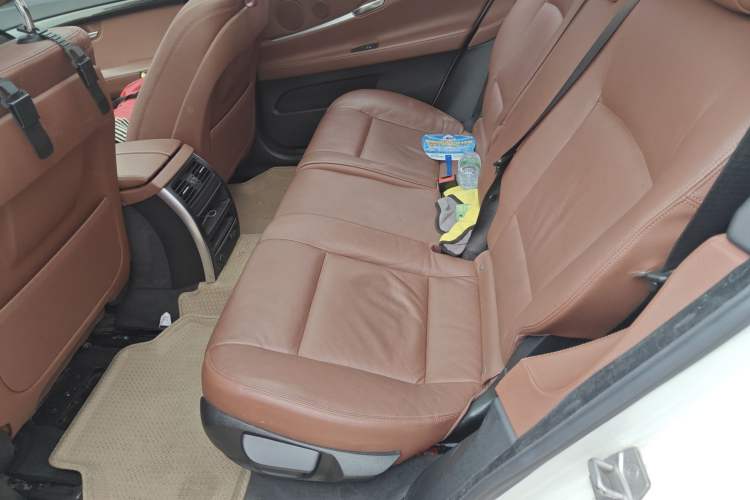 Used BMW 5 Series GT 2015 528i Leading Model Left Rear Seat