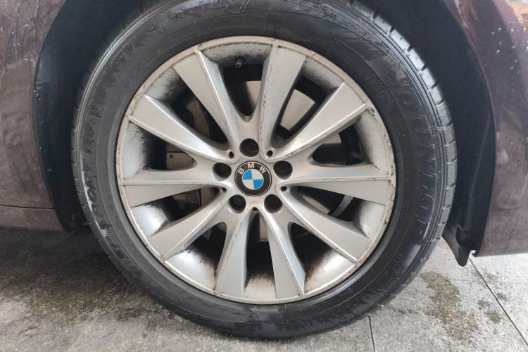 Used BMW 5 Series GT 2015 528i Leading Model Right Front Wheel Hub