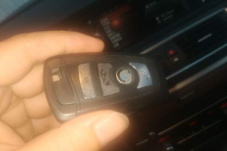 Used BMW 5 Series GT 2015 528i Leading Model Vehicle Key