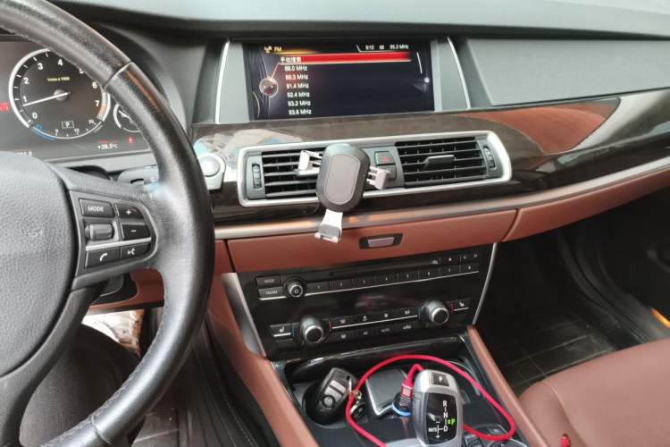 Used BMW 5 Series GT 2015 528i Leading Model Audio And AC Panel