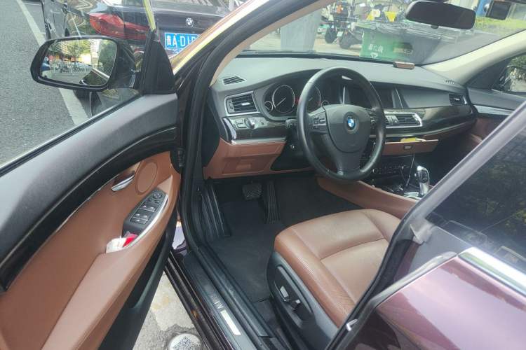 Used BMW 5 Series GT 2015 528i Leading Model Driver Seat