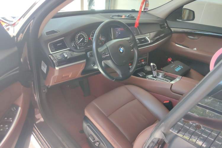 Used BMW 5 Series GT 2015 528i Leading Model Driver Seat