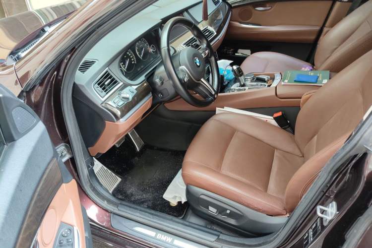 Used BMW 5 Series GT 2015 535i Leading Model Driver Seat