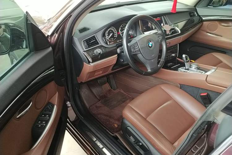 Used BMW 5 Series GT 2015 528i Leading Model Driver Seat