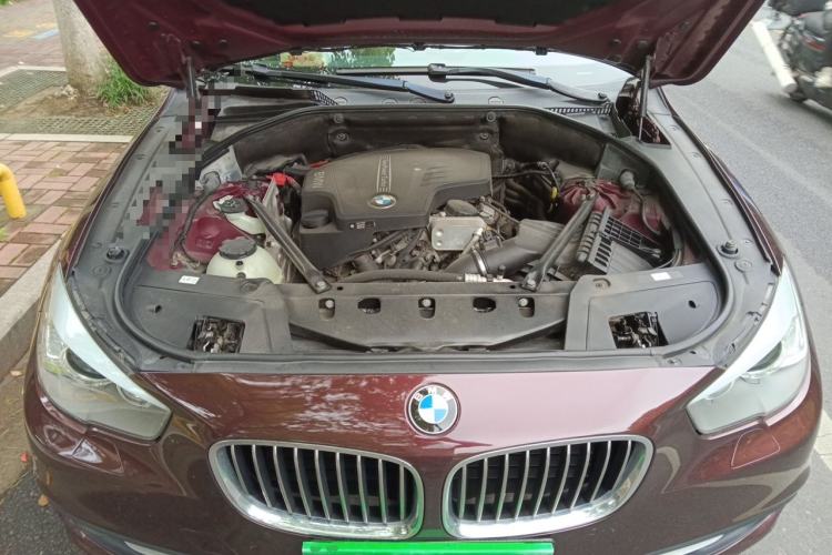 Used BMW 5 Series GT 2015 528i Leading Model Engine Bay