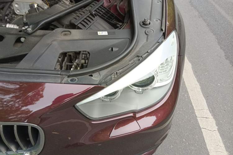 Used BMW 5 Series GT 2015 528i Leading Model Engine Bay Left