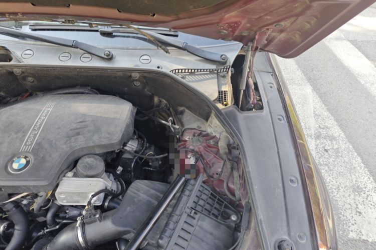Used BMW 5 Series GT 2015 528i Leading Model Engine Bay Left