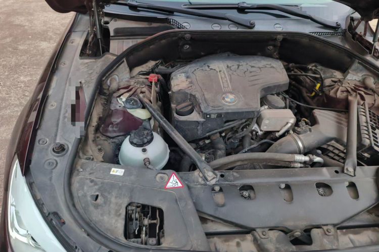 Used BMW 5 Series GT 2015 528i Leading Model Engine Bay Right