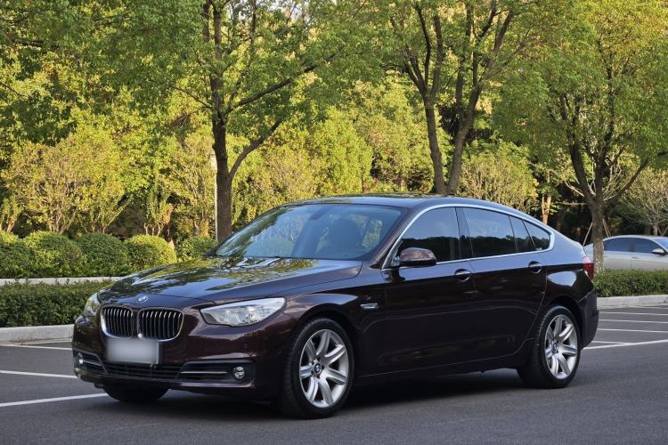 Used BMW 5 Series GT 2015 528i Leading Model Exterior 1