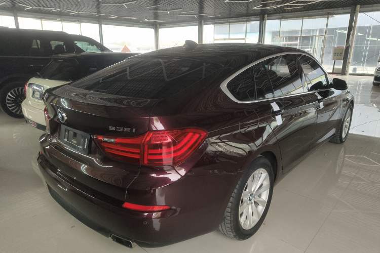 Used BMW 5 Series GT 2015 528i Leading Model Exterior 5