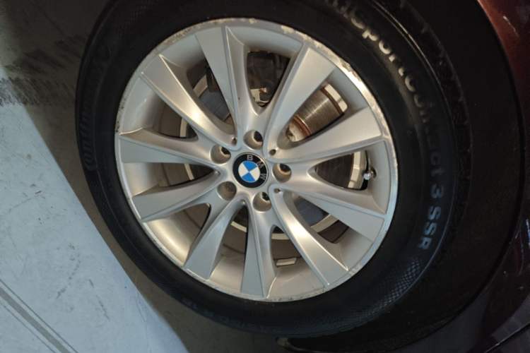 Used BMW 5 Series GT 2015 528i Leading Model Exterior 5