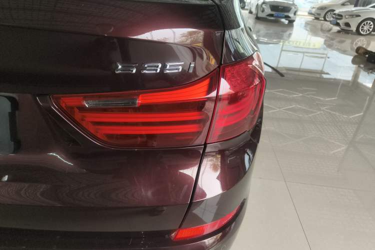 Used BMW 5 Series GT 2015 528i Leading Model Exterior 6
