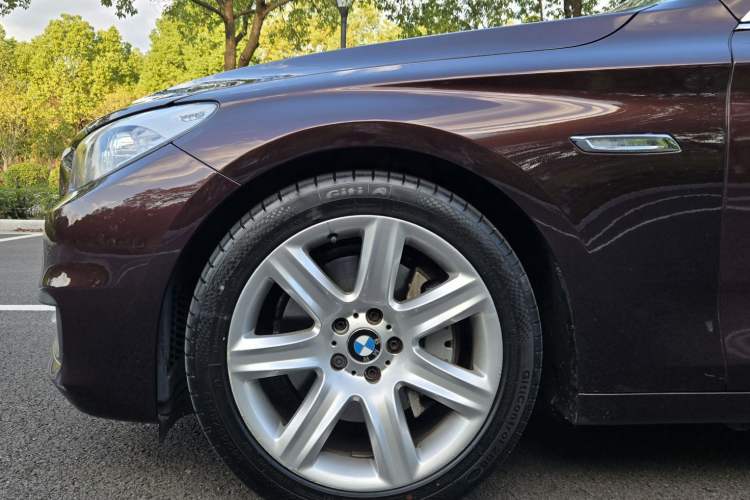 Used BMW 5 Series GT 2015 528i Leading Model Exterior 6