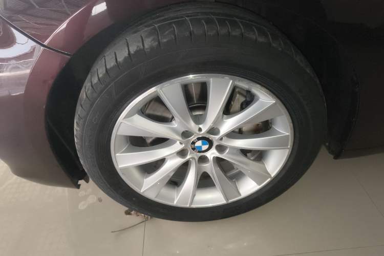 Used BMW 5 Series GT 2015 528i Leading Model Exterior 7