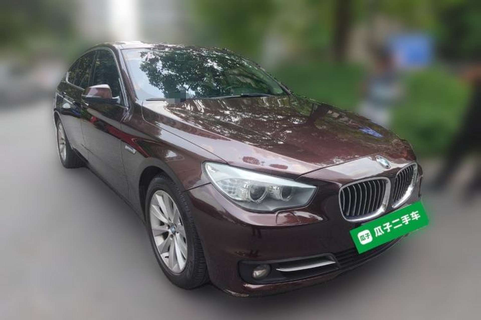 Used BMW 5 Series GT 2015 528i Leading Model Front Right 45 Deg