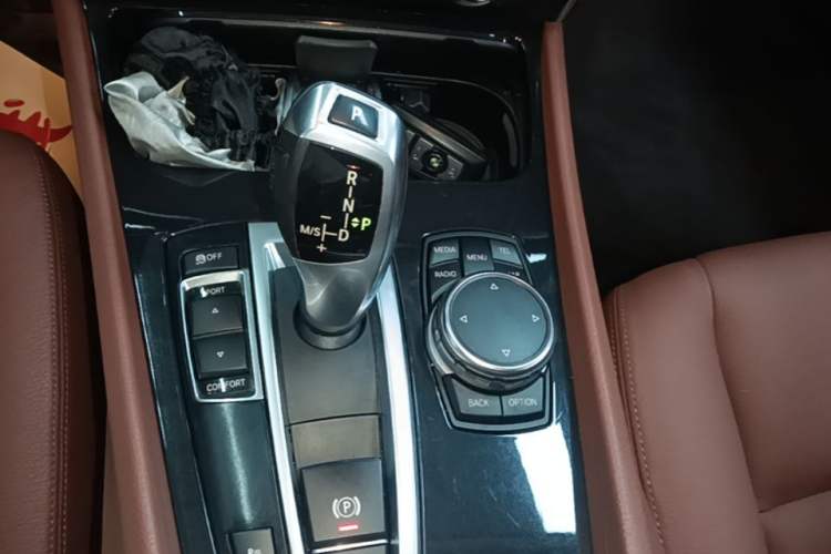 Used BMW 5 Series GT 2015 528i Leading Model Gear Lever