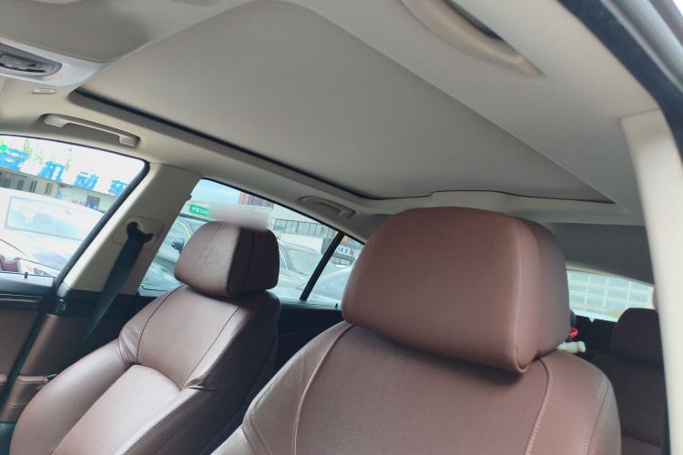 Used BMW 5 Series GT 2015 535i xDrive Headliner