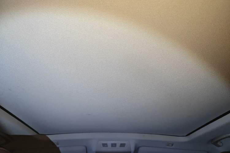 Used BMW 5 Series GT 2015 528i Leading Model Headliner