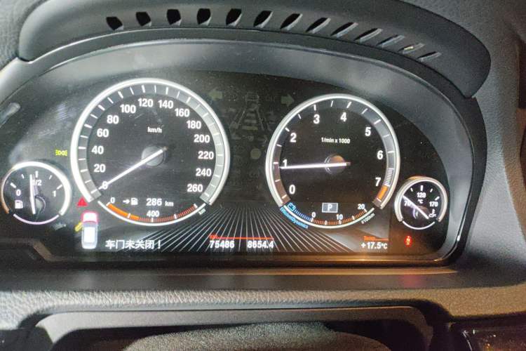 Used BMW 5 Series GT 2015 528i Leading Model Instrument Cluster