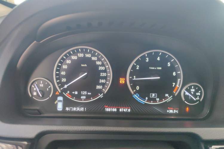 Used BMW 5 Series GT 2015 528i Leading Model Instrument Cluster