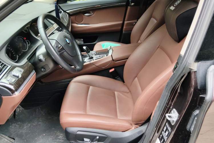 Used BMW 5 Series GT 2015 528i Leading Model Left Front Seat