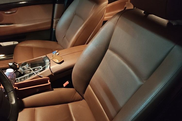 Used BMW 5 Series GT 2015 528i Leading Model Left Front Seat