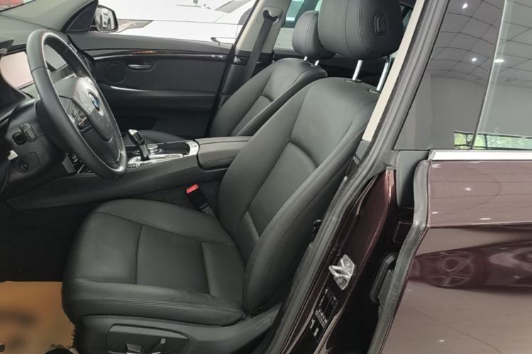 Used BMW 5 Series GT 2015 528i Leading Model Left Front Seat