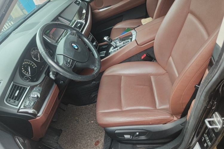 Used BMW 5 Series GT 2015 528i Leading Model Left Front Seat