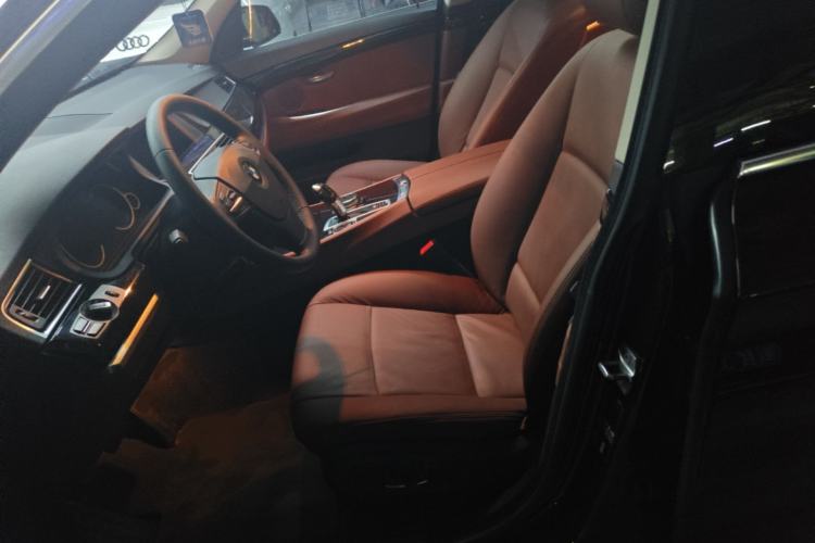 Used BMW 5 Series GT 2015 528i Leading Model Left Front Seat