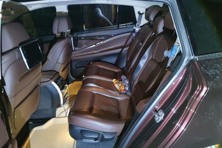 Used BMW 5 Series GT 2015 535i Luxury Edition Left Rear Seat