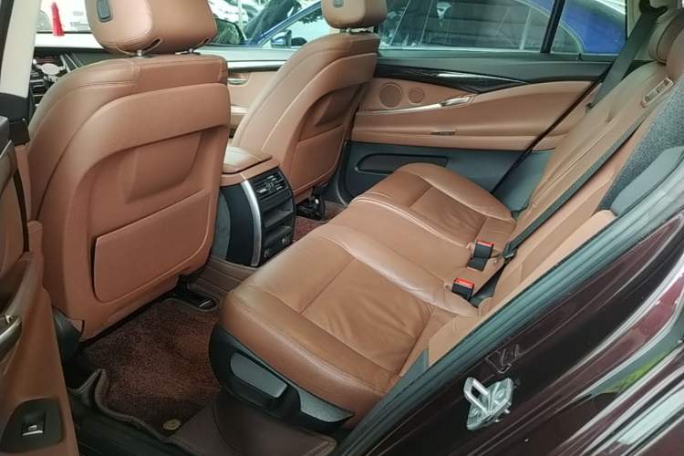 Used BMW 5 Series GT 2015 528i Leading Model Left Rear Seat