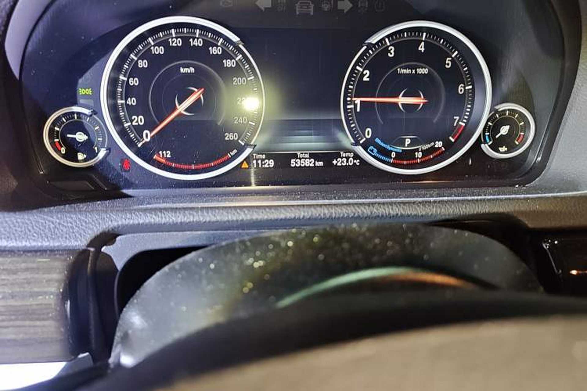 Used BMW 5 Series GT 2015 528i Luxury Edition Odometer Close Up