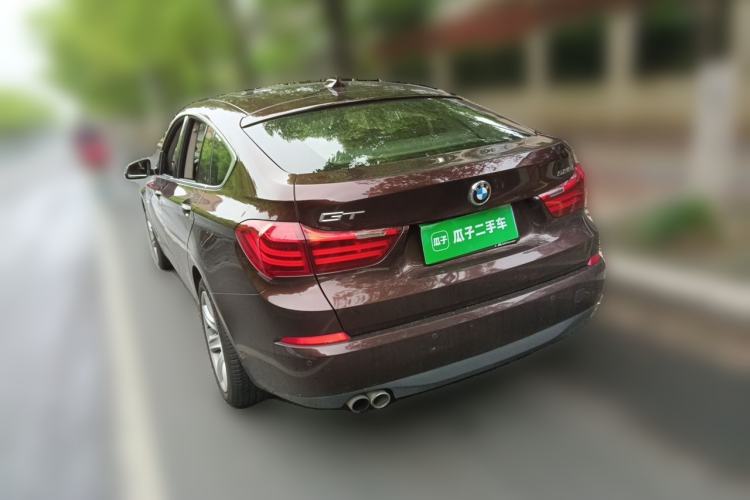 Used BMW 5 Series GT 2015 528i Leading Model Rear Left 45 Deg