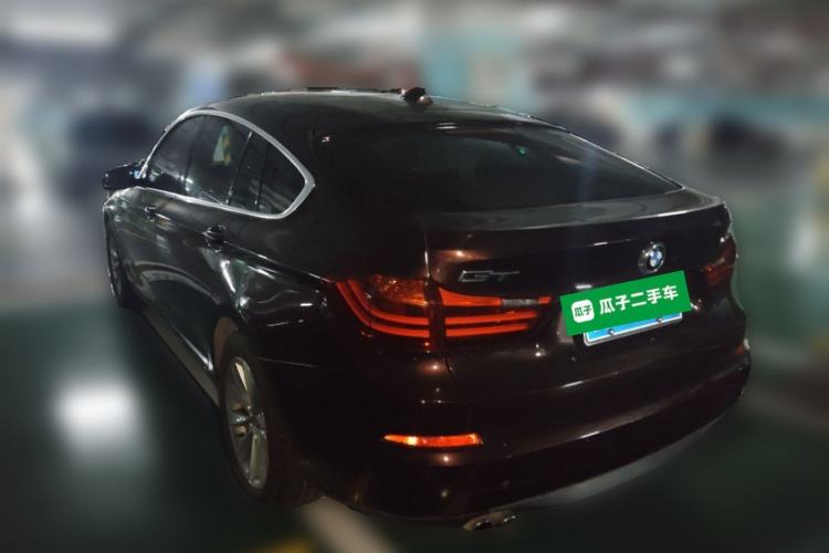 Used BMW 5 Series GT 2015 528i Leading Model Rear Left 45 Deg