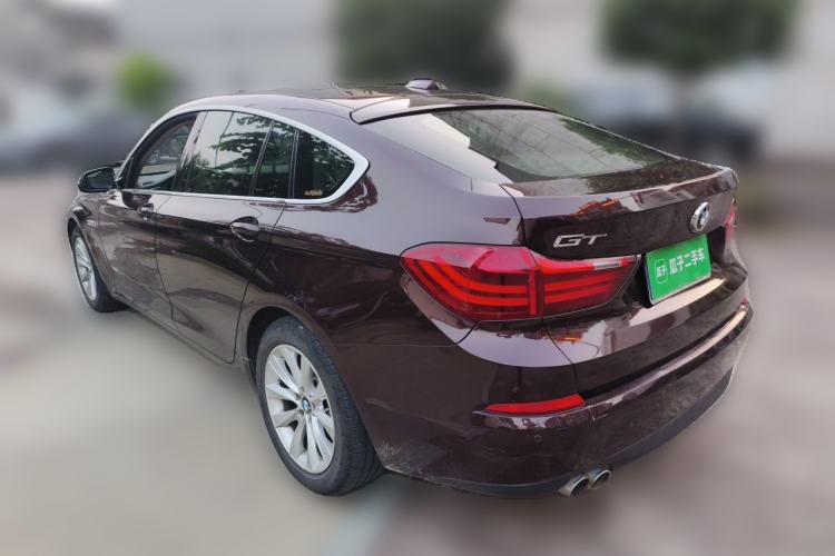 Used BMW 5 Series GT 2015 528i Leading Model Rear Left 45 Deg