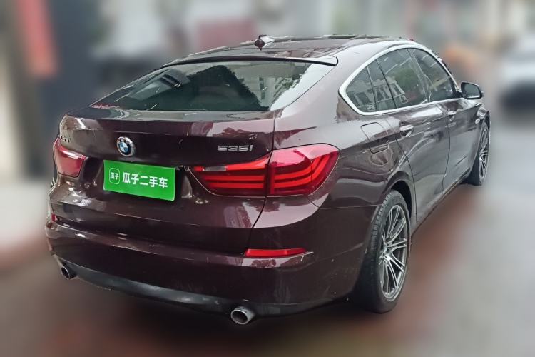 Used BMW 5 Series GT 2015 535i Leading Model Rear Right 45 Deg