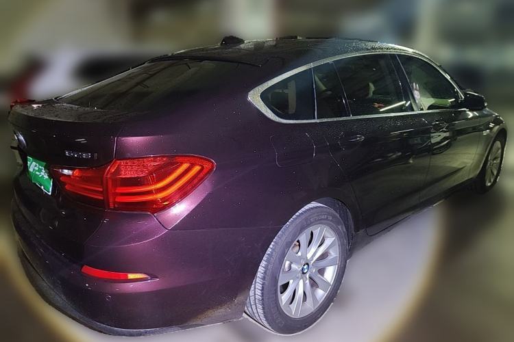 Used BMW 5 Series GT 2015 528i Leading Model Rear Right 45 Deg