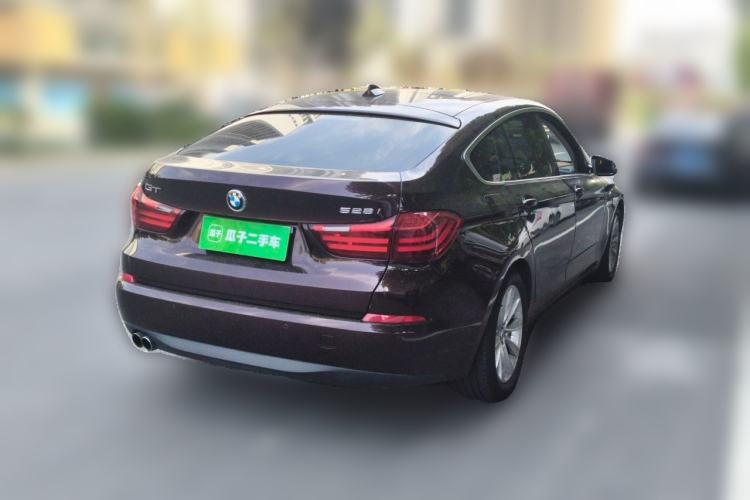 Used BMW 5 Series GT 2015 528i Leading Model Rear Right 45 Deg